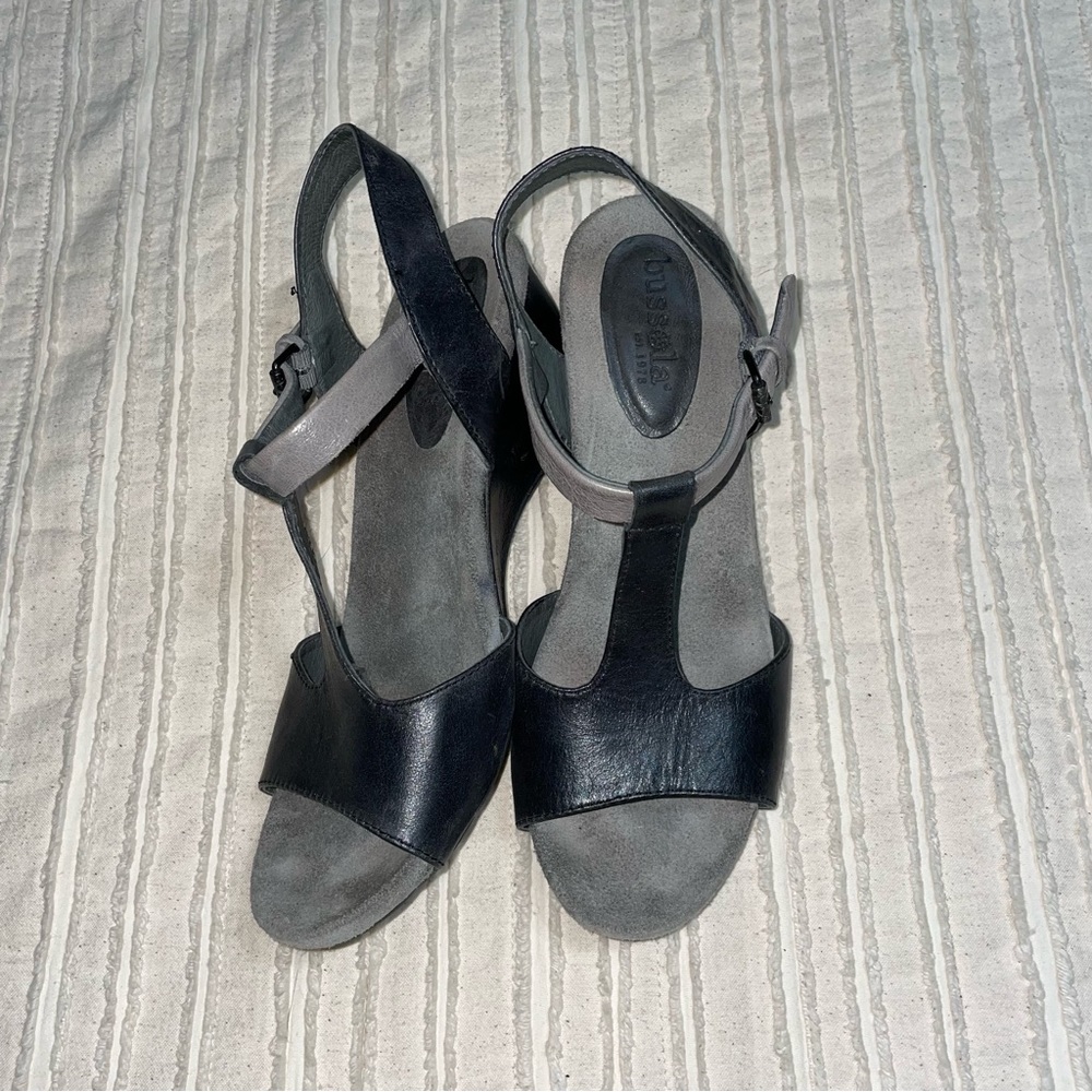 Bussola leather wedge sandals